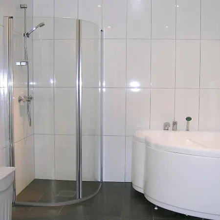 Ferienhaus Three-bedroom Holiday In 2 Sveio
