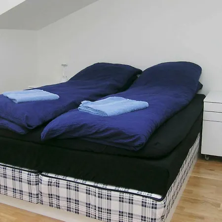 Three-bedroom Holiday In 2 Ferienhaus